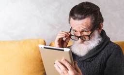 Older user using an ipad